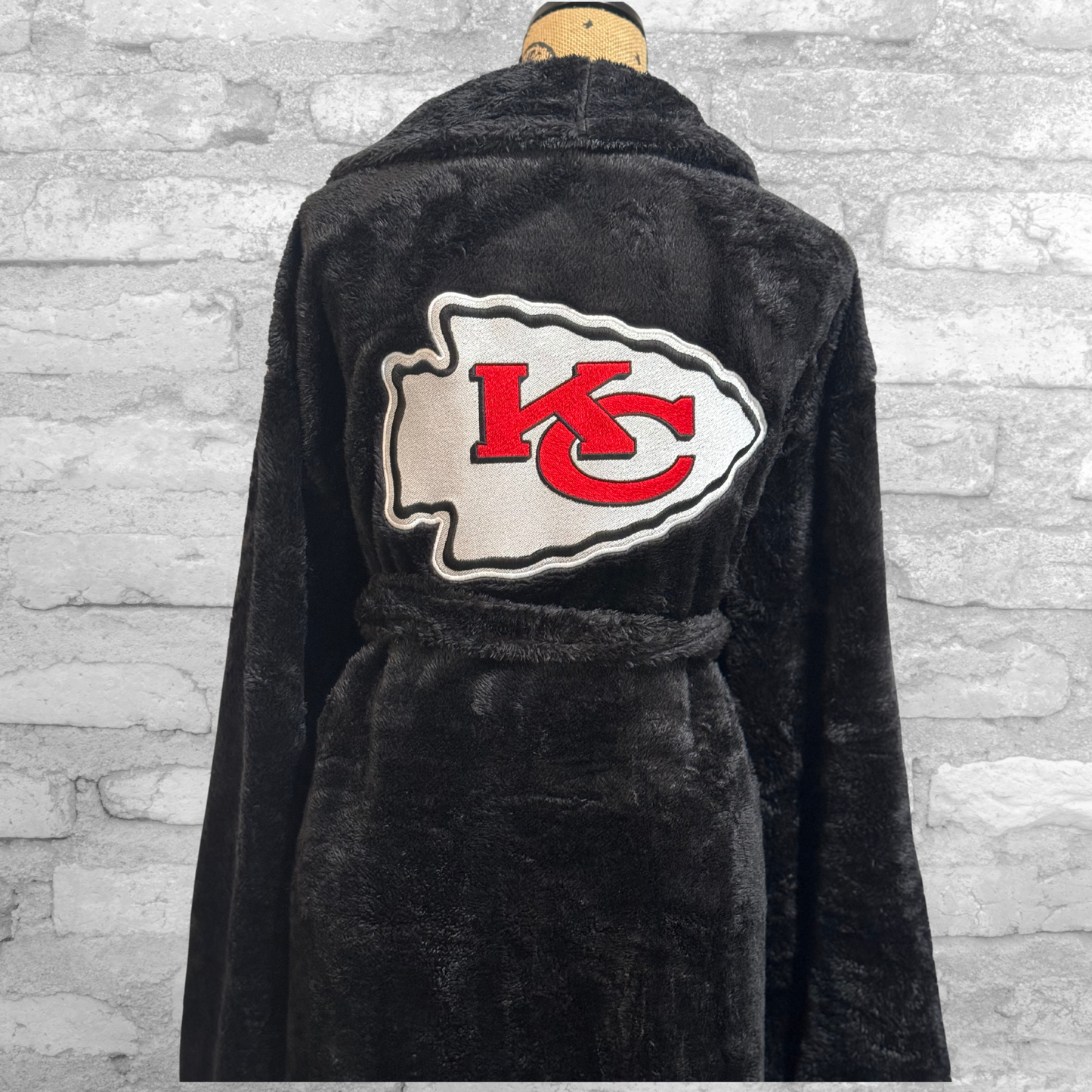 KANSAS CITY CHIEFS ROBE